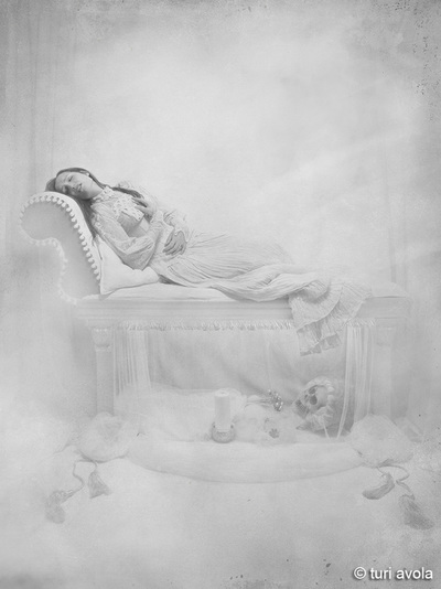 Turi Avola - Addiction Love