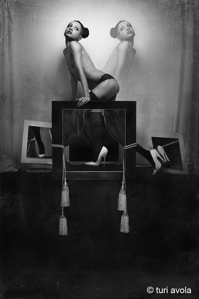 Turi Avola - Game in the Box