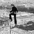 Philippe Petit – Cattedrale di Notre Dame a Parigi