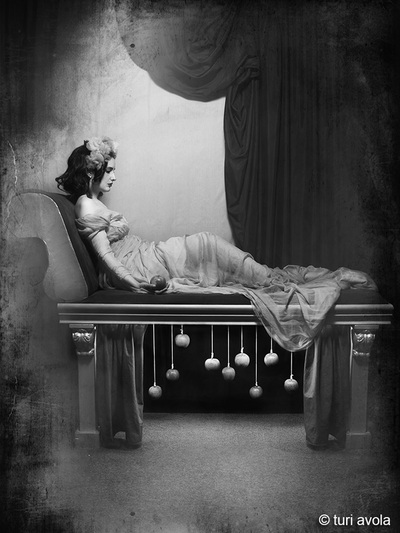 Turi Avola - The Multiple Game Of Personality - L'Albero Della Conoscenza