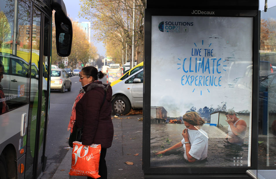Brandalism a Parigi per COP21