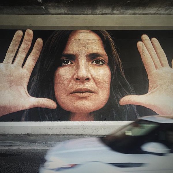 Kent Twitchell Colossal Media