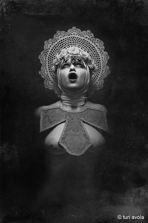 Excessus Mentis by Turi Avola