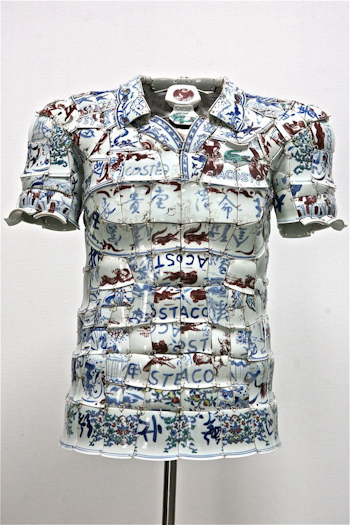 LI Xiaofeng, LACOSTE Porcelain Polo, 2010 - Fotografia di MIKO