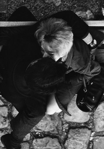 Un mondo di baci by Mario De Biasi