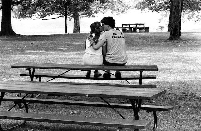 Un mondo di baci by Mario De Biasi