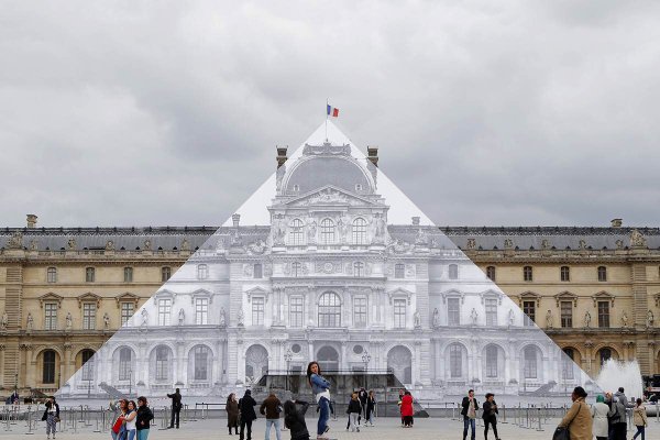 JR @Louvre, Parigi
