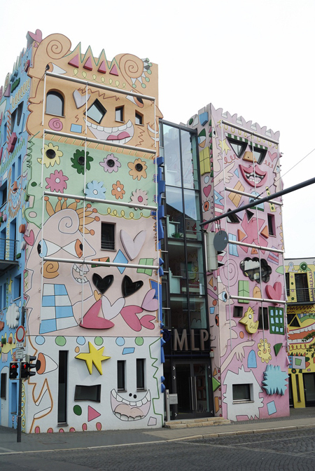 Happy Rizzi House