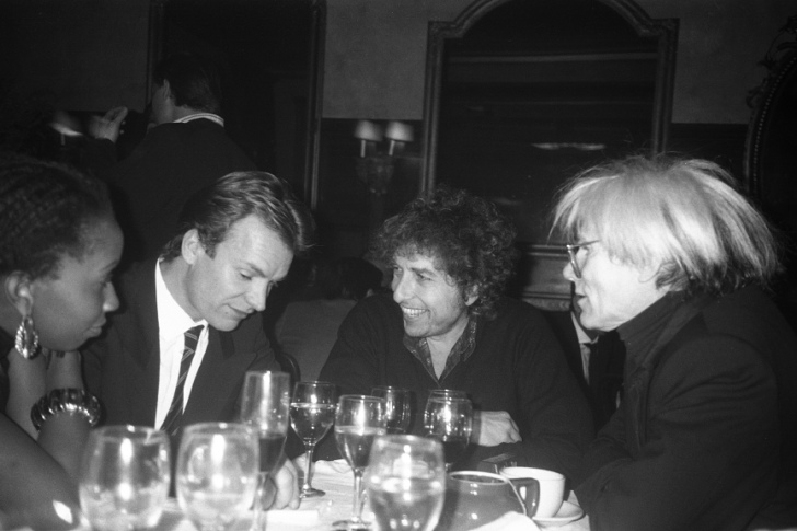 Paige Powell - Sting, Bob Dylan e Andy Warhol, New York City, 1986. © Paige Powell, Reprint Of Image By Permission