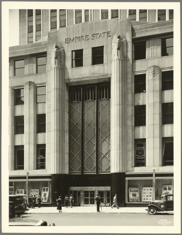 L'ingresso della Empire State Building 1931 (NYPL)