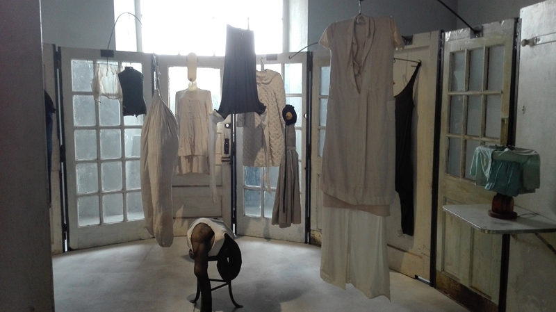 Louise Bourgeois - Cell (Clothes) (1996)