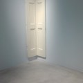 Robert Gober – Corner Door and Doorframe (2014-2015)
