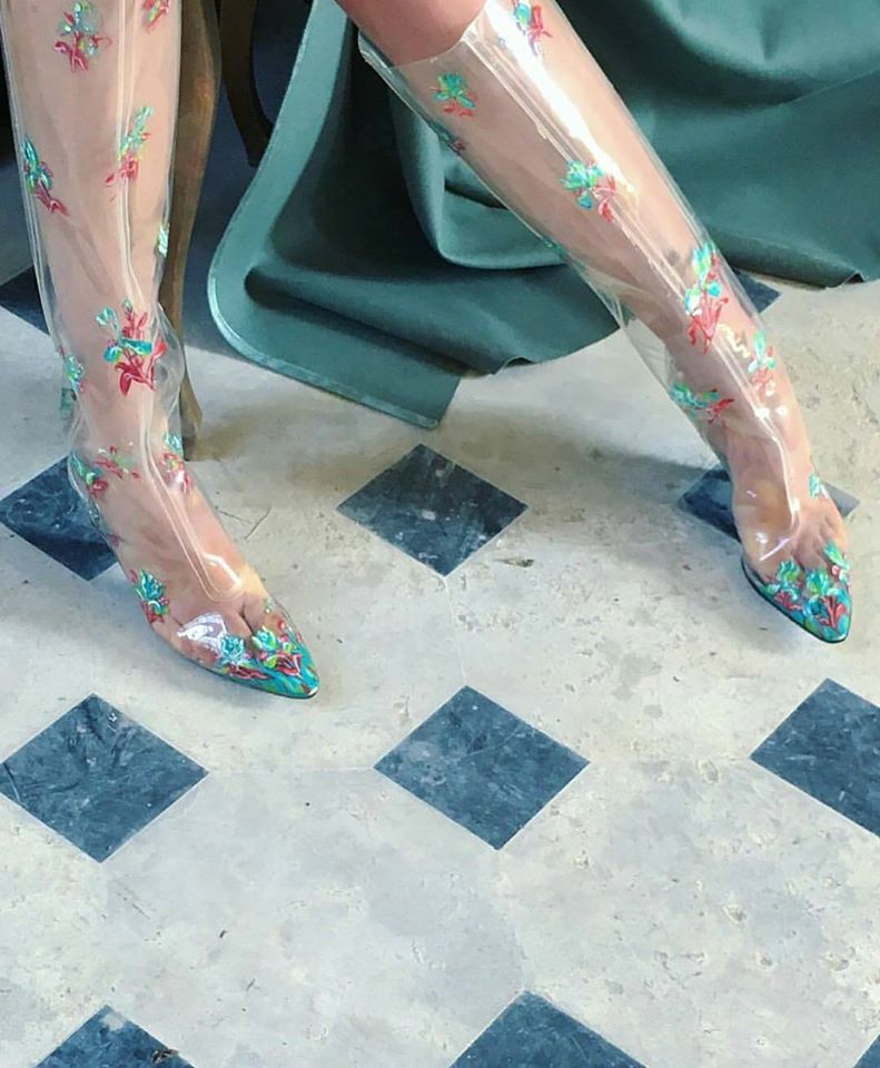 Per la donna che non deve scalzarsi mai (se non vuole ammazzare qualcuno)