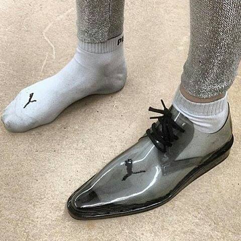 Man in the dark (smell)