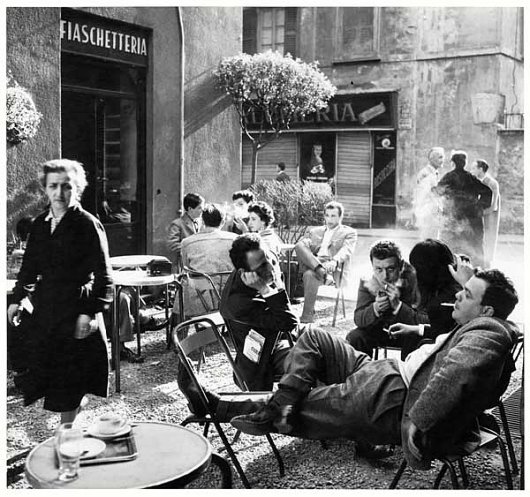 Bar Jamaica - Lina Mainini, Alfa Castaldi, Arturo Carmassi e Cesare Peverelli. Fotografia di Ugo Mulas