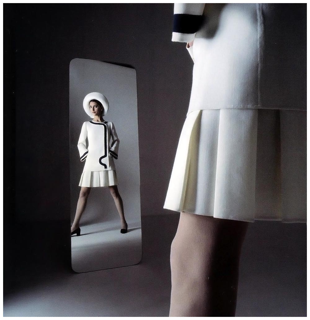 Benedetta Barzini in suit by Mila Schön, photo by Ugo Mulas, Spring Summer 1969