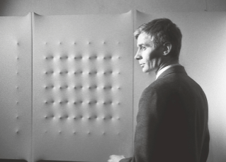 Enrico Castellani, Photo Ugo Mulas