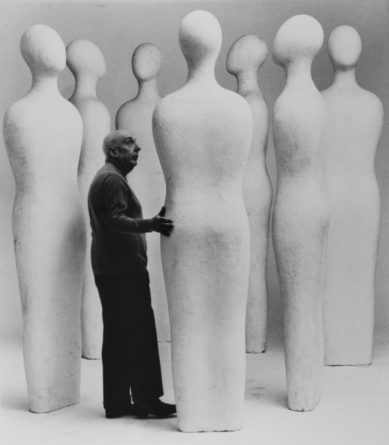 Fausto Melotti pictured with ‘I Sette Savi’ (1960) Photo: Ugo Mulas