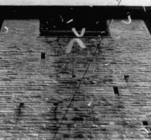 Ugo Mulas - B. Munari, Visualizzazione dell’Aria di Piazza Duomo, Como 21 settembre 1969