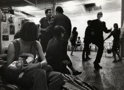 Party nello studio di Rauschenberg. Fotografia di Ugo Mulas