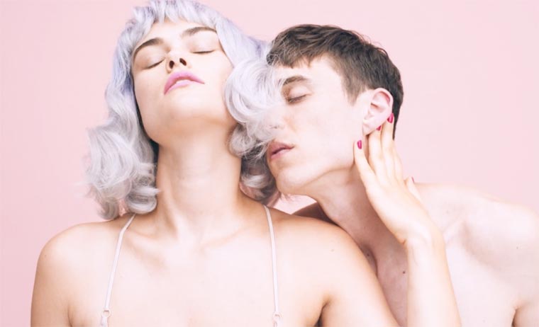 Scratch’n’Sniff by Barnaby Roper