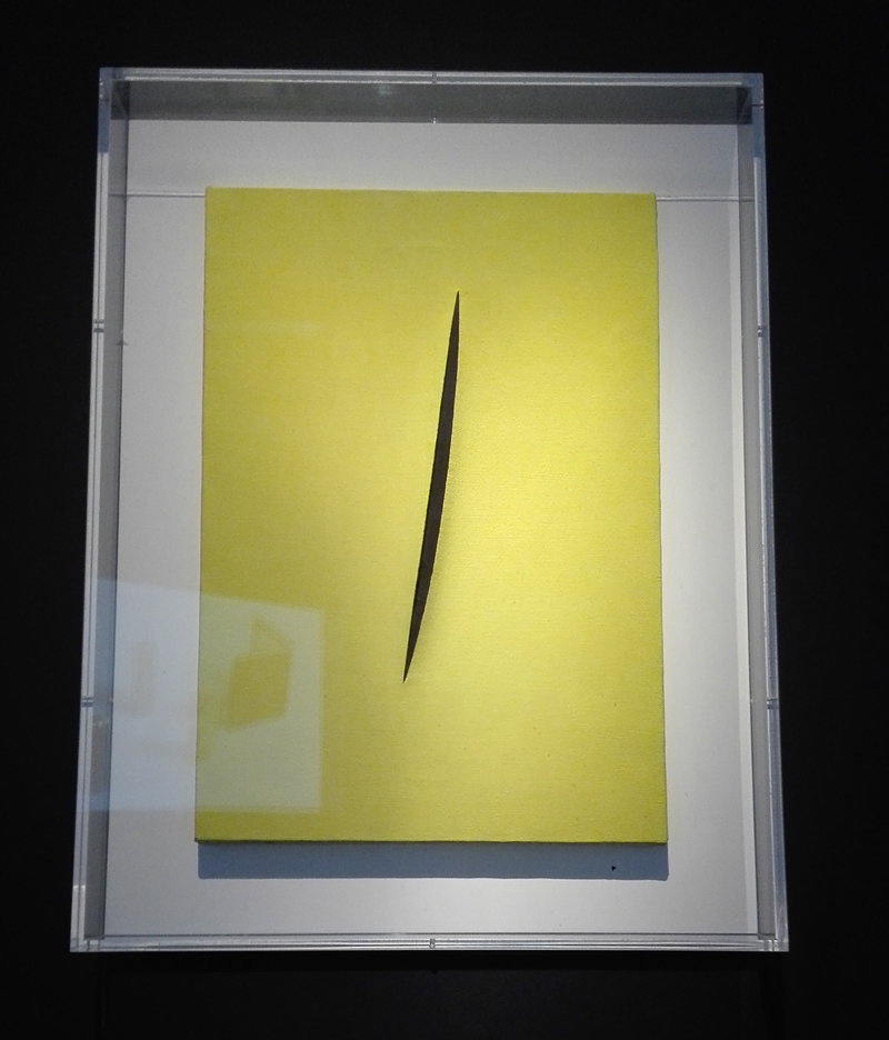 “Concetto spaziale. Attesa” di Lucio Fontana, 1960 @ Centro Pecci di Prato - La fine del mondo