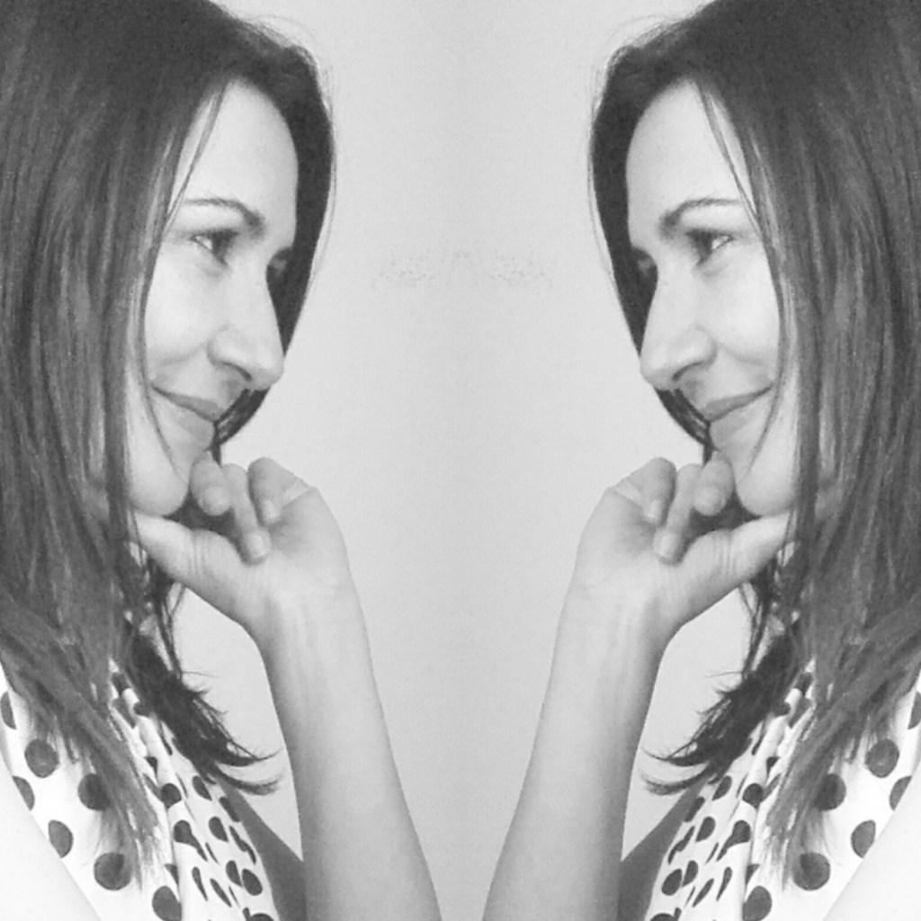 Mirroring myself - Loving - Sketch 6/6