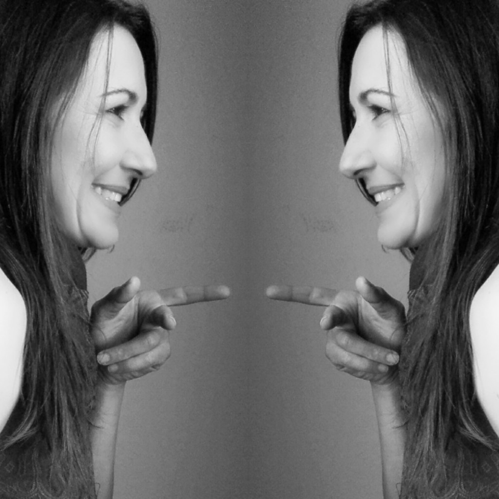 Mirroring myself - Mocking - Sketch 5/6