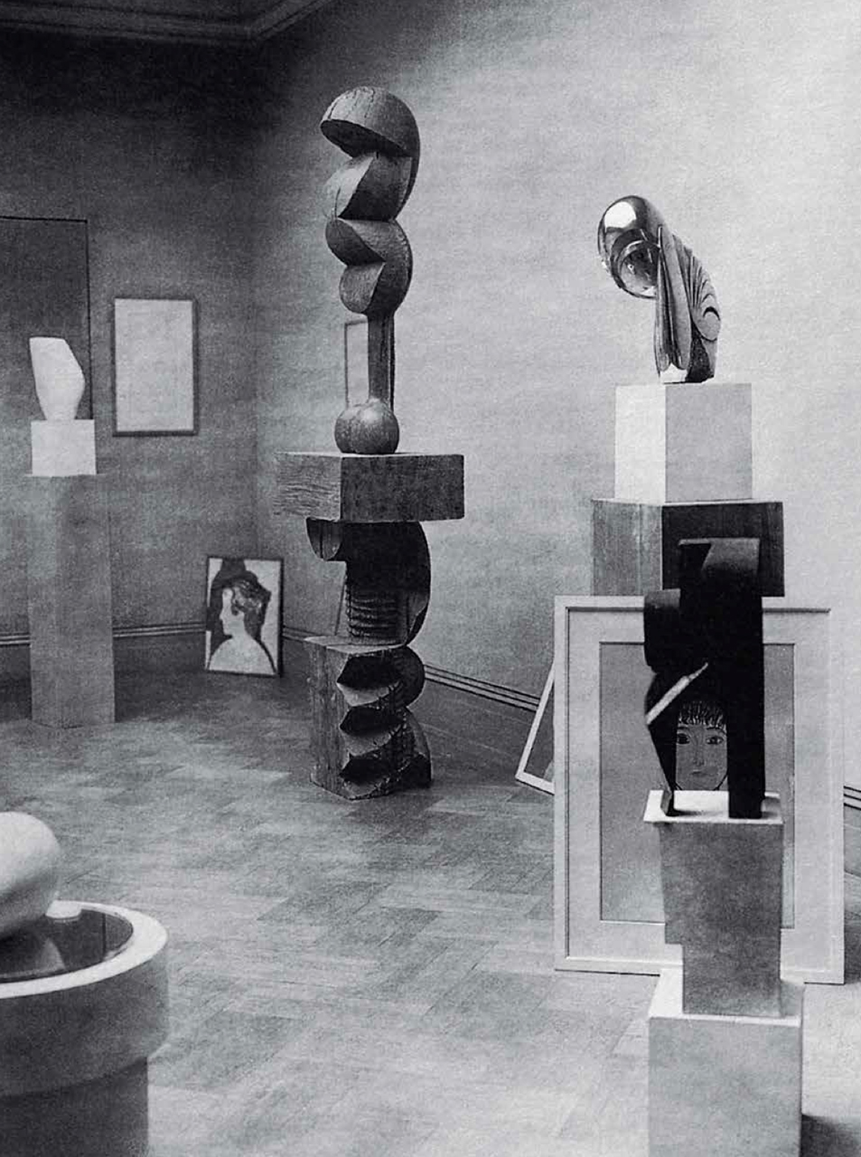 Retrospettiva di Brancusi alla Brummer Gallery 1926