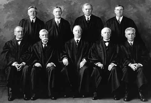 Supreme Court Justice - Fonte Wikipedia