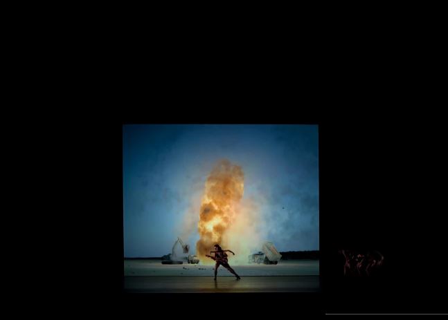 John Gerrard - Live Fire Exercise (Djbouti), 2011 - Simulation (Royal Ballet Installation)