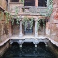 The Vanishing Stepwells of India – Victoria Lautman (Batris Kotha Vav. Kaoadvanj, Gujarat c. 1120)