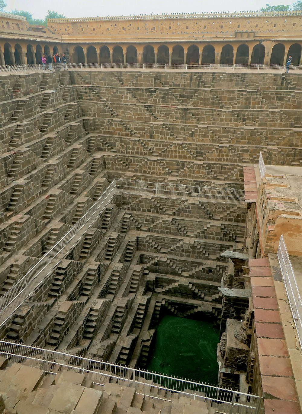 The Vanishing Stepwells of India - Victoria Lautman (Chand Baori. Abhaneri, Rajasthan. c. 800 ce-18th Century)