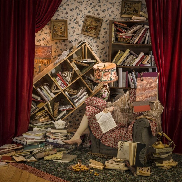 "Anonymous Women" by Patty Carroll