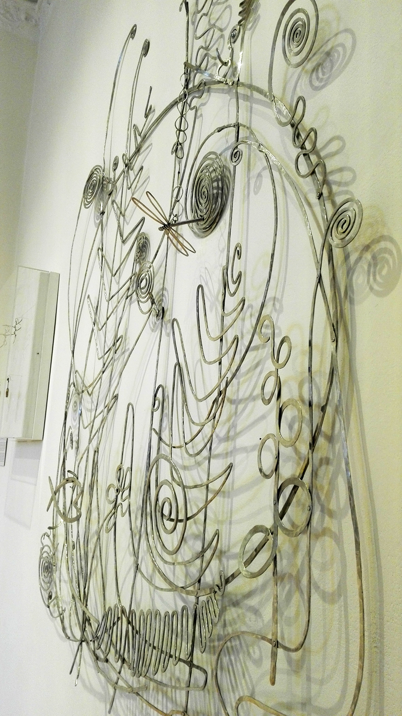 Collezione Peggy Guggenheim - Alexander Calder, Testiera di letto in argento (1946)