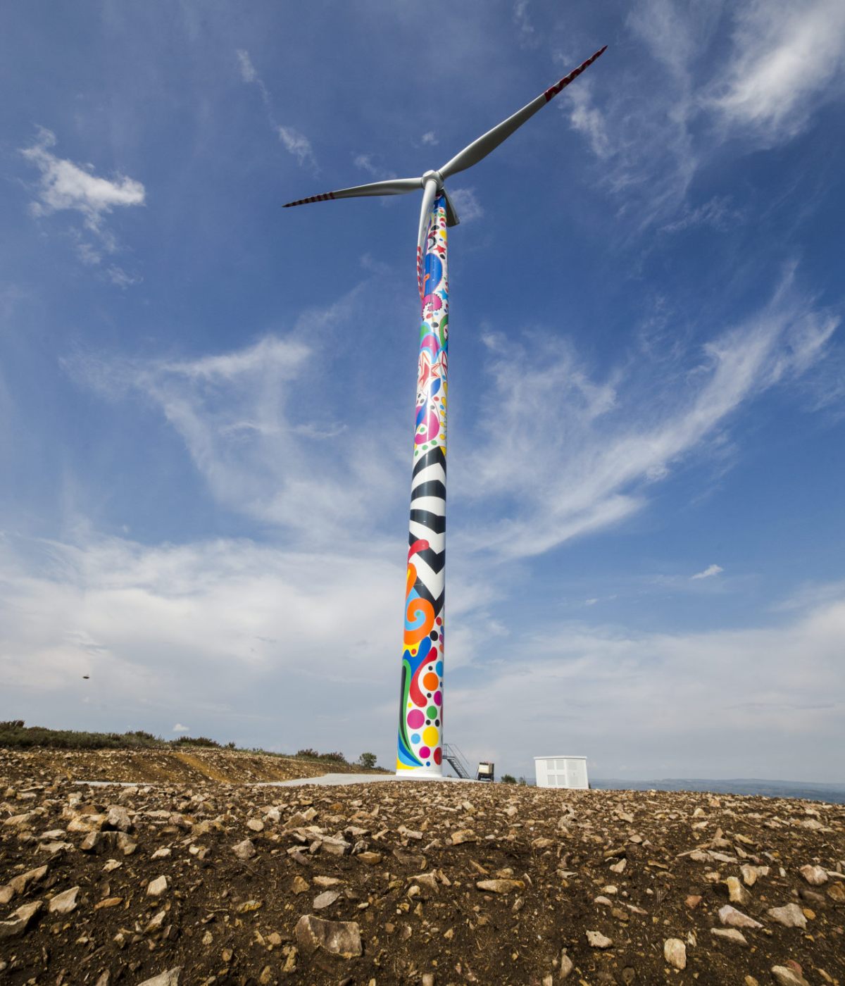 Joana Vasconcelos - Suspensão, 2017