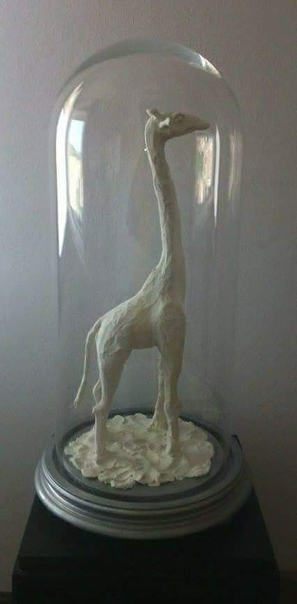 Josephine Sassu - Sto cercando di vedere oltre la siepe (2015)