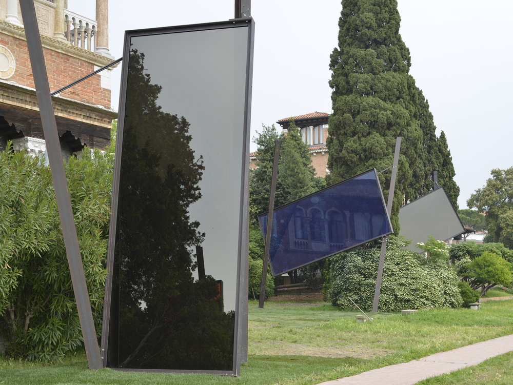 "Medida Incerta" di José Pedro Croft - Fotografia di Daniel Malhão