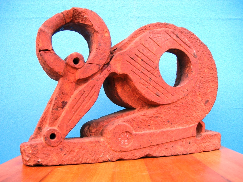 Nino Etzi - Pietra - 1982 Bimbo carponi