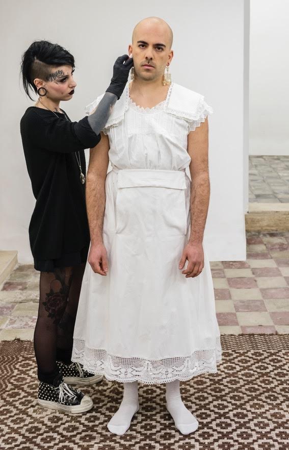 Ruben Montini - La Vestizione della Sposa, 2016, performance 60′ presso Galleria Macca, Cagliari. Ph. Ela Bialkowska, OKNOstudio. Courtesy of Prometeogallery di Ida Pisani, Milano
