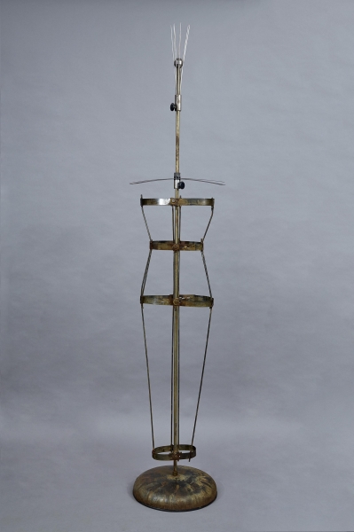 Barbarella, 1995 Iron and spring steel 220 cm x 40 cm Collection of Eduarda Margarido Pires