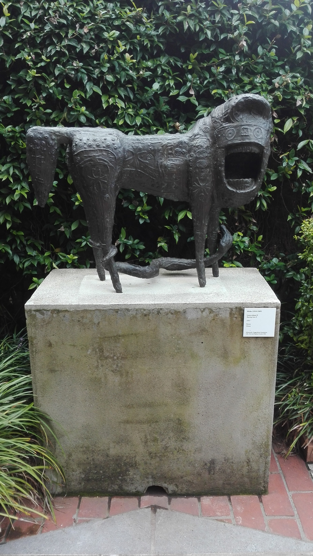 "Leone urlante II" (1956) by Mirko @ Peggy Guggenheim Collection