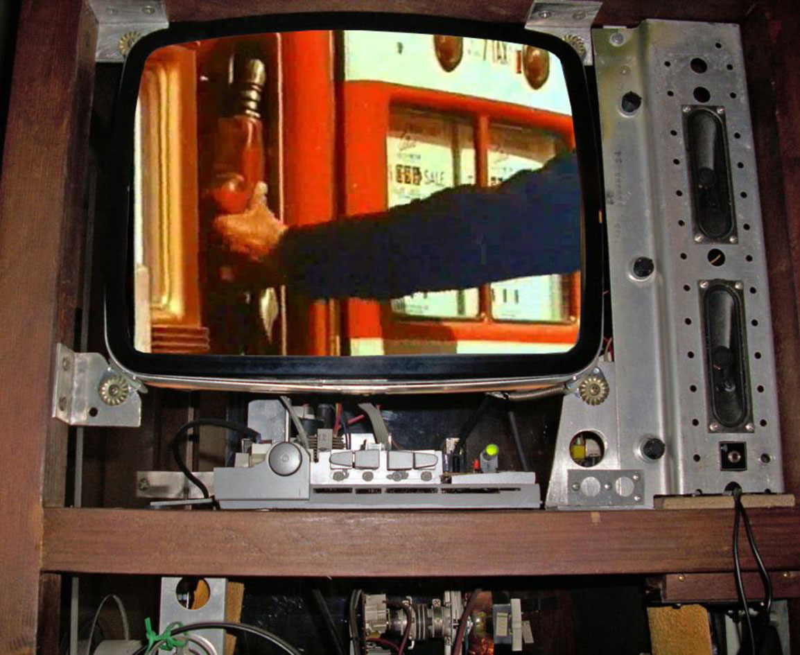 infracções design (Luisa Coder e José Russel)