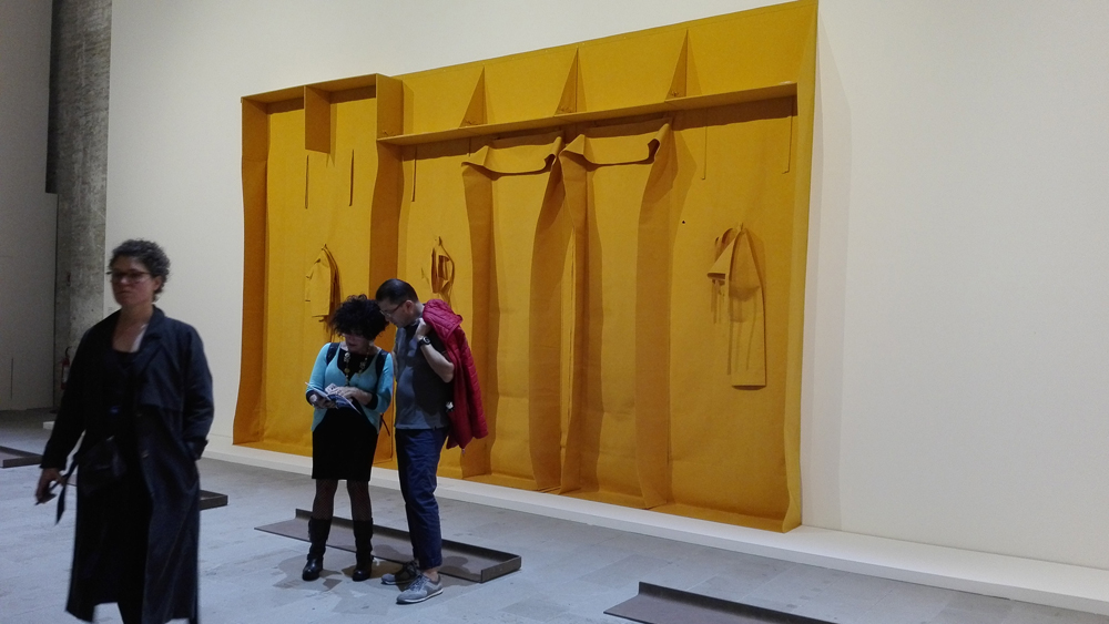 Biennale Arte 2017 – Arsenale - Franz Erhard Walther (Germania)