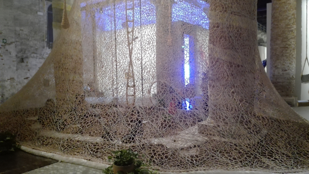 Biennale Arte 2017 – Arsenale - "Um Sagrado Lugar (A sacred place)" di Ernesto Neto (Brasile)