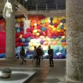 Biennale Arte 2017 – Arsenale – “Scalata al di là dei terreni cromatici” di Sheila Hicks (USA)