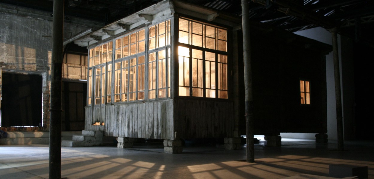 Biennale Arte 2017 - Arsenale - Padiglione Armenia e Georgia - "Living dog among dead lions" di Vajiko Chachkhiani (Georgia)