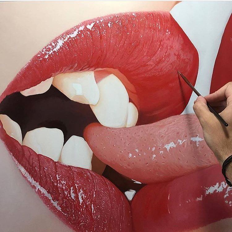 L'artista Giorgio Arcuri a lavoro