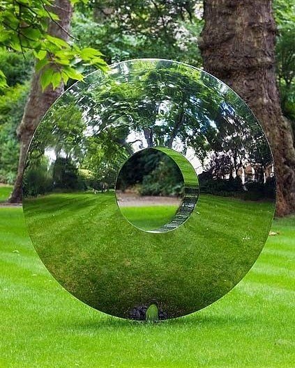 Forest Mirror, Inghilterra