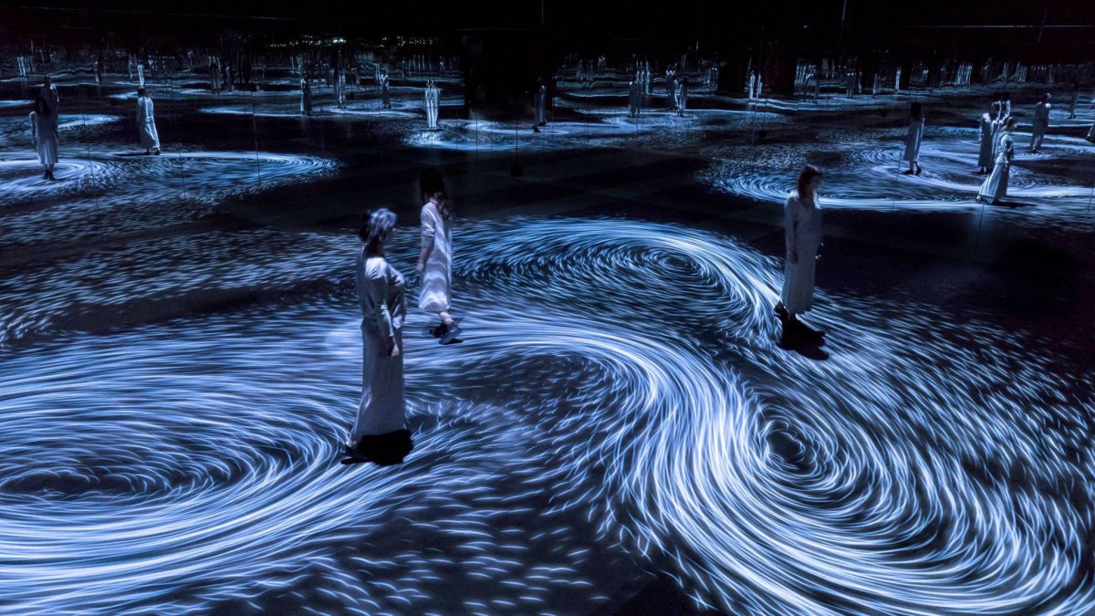 "Moving Creates Vortices and Vortices Create Movement" by Teamlab